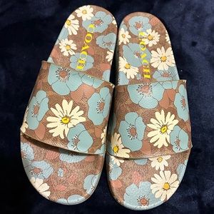 COACH Udele Floral Rubber Slides 9w